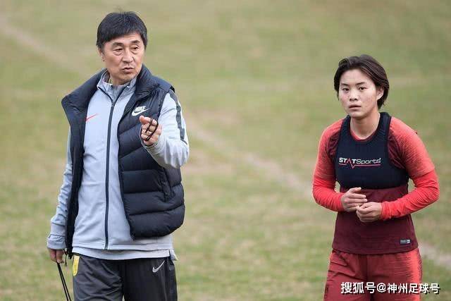 荷兰与德国战平，哈克波补时进球抢回一分
